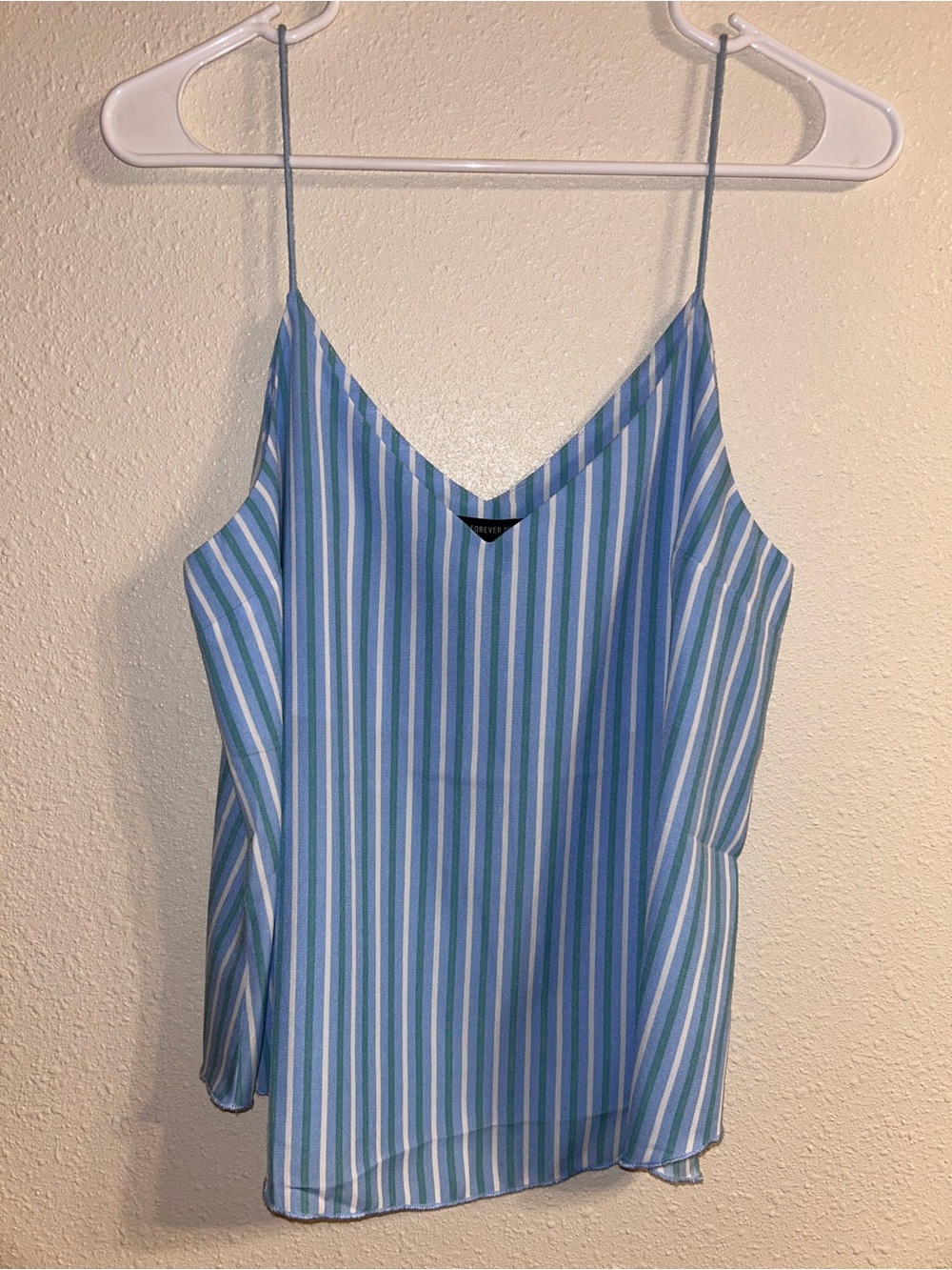 FOREVER 21 Striped V-Neck Camisole Tank Top Blue Green White Women’s Medium